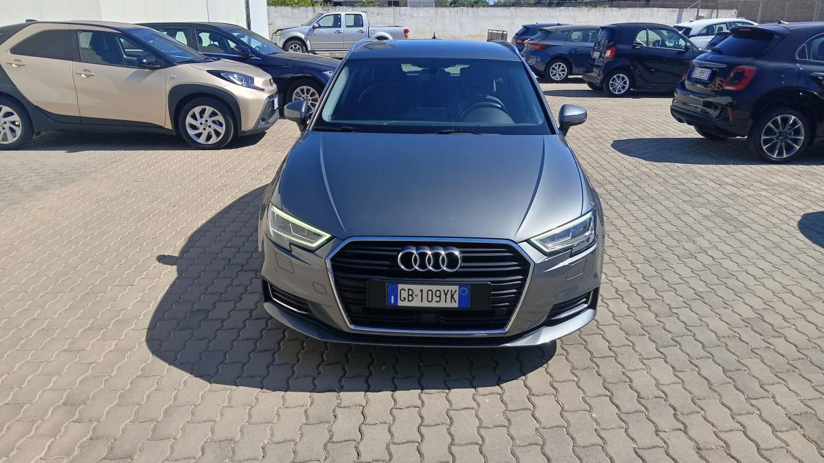 Audi A3 1.5 TGI 130CV G-TRON